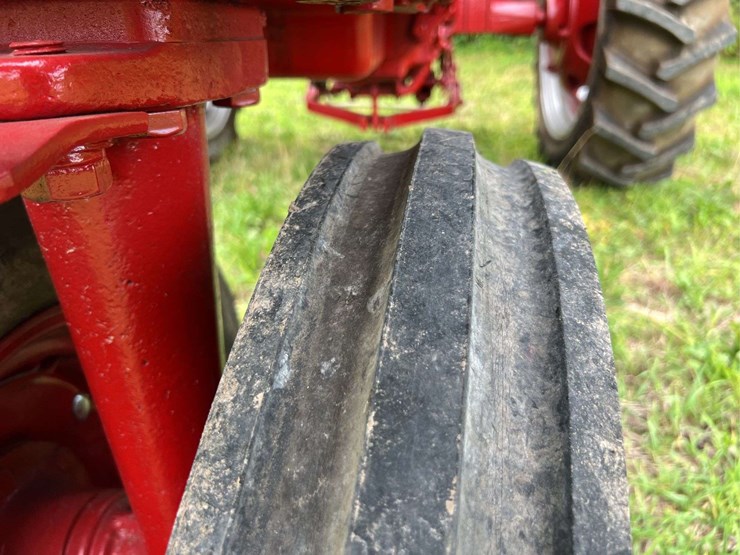 farmall-560-diesel-image-13