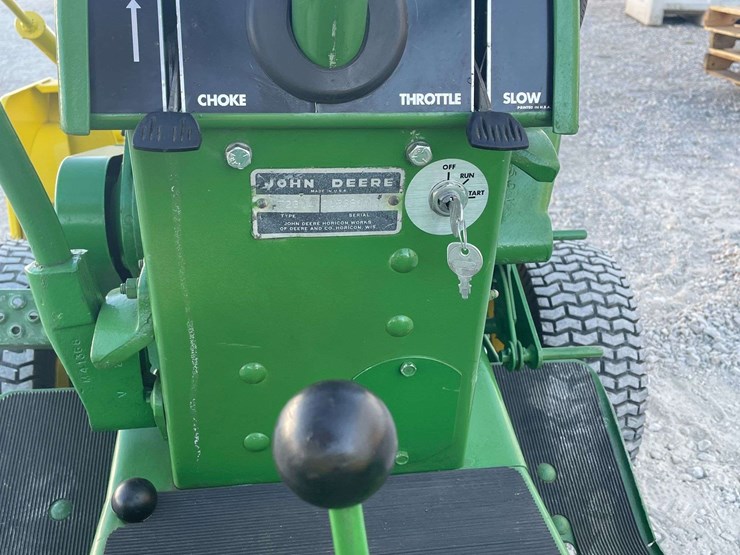 john-deere-112-image-47