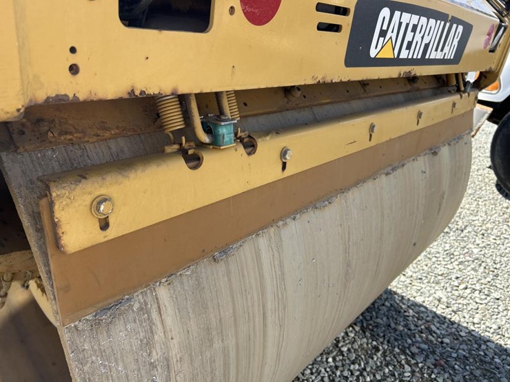 caterpillar-cb54-image-46