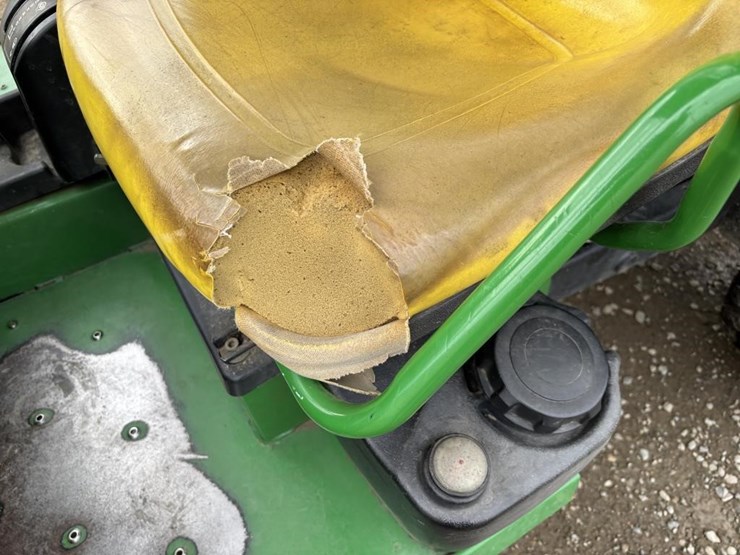 2007-john-deere-gator-image-12