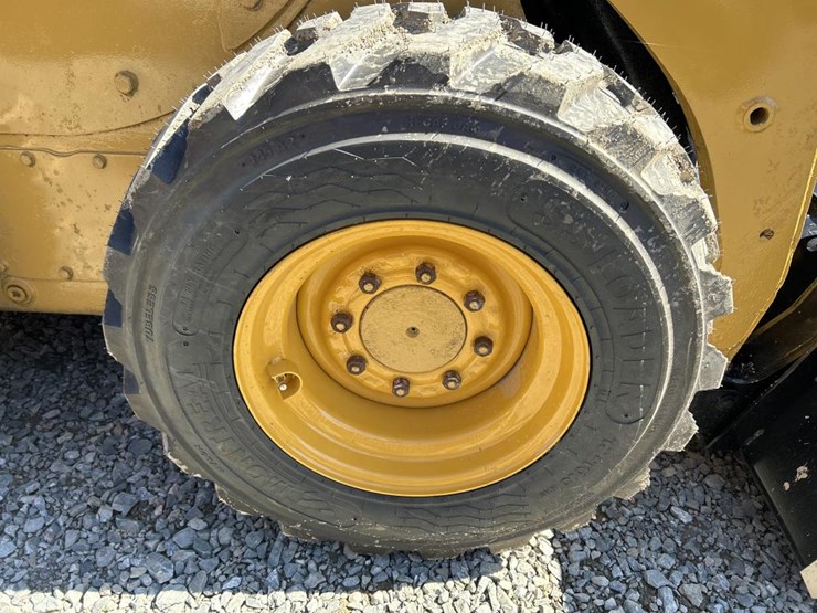 caterpillar-236-image-42