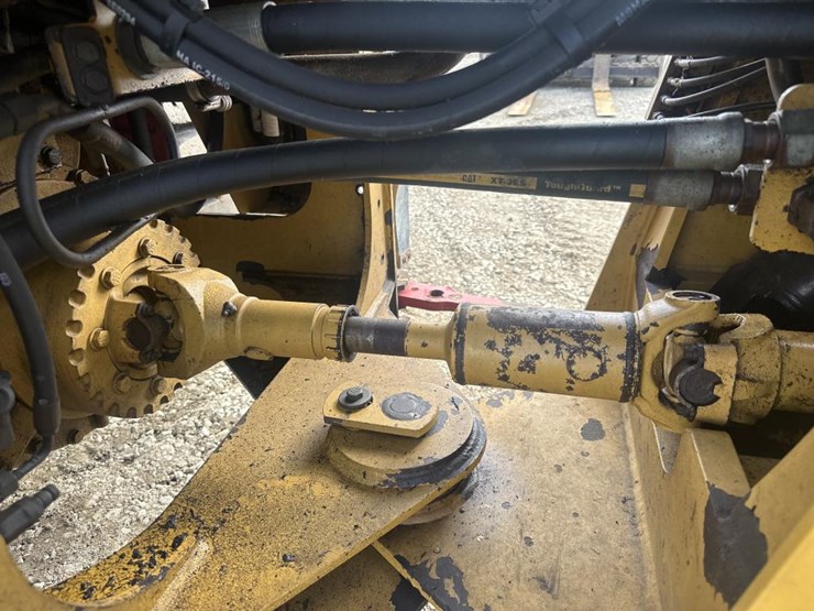 caterpillar-930h-image-15