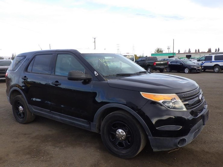 2014-ford-explorer-image-2