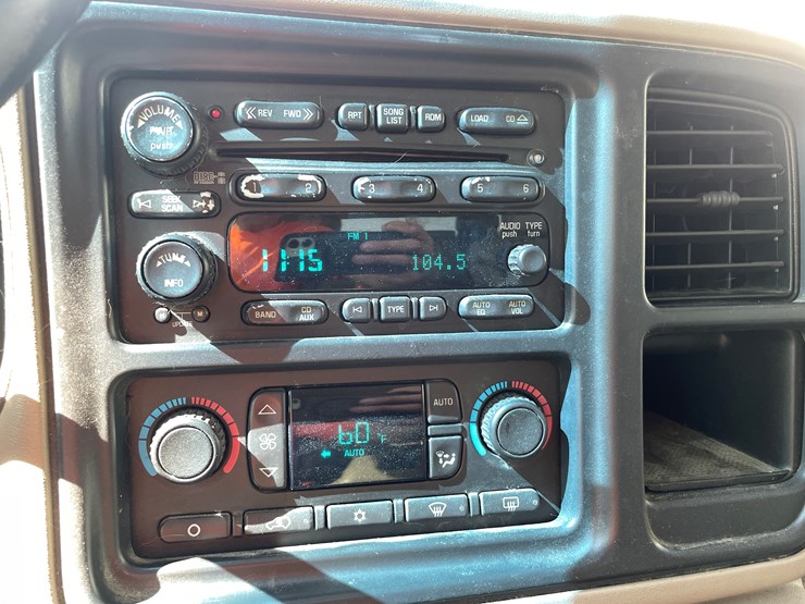 #1020-•-2005-chevy-tahoe-4x4-suv-(has-wi-title)-image-45