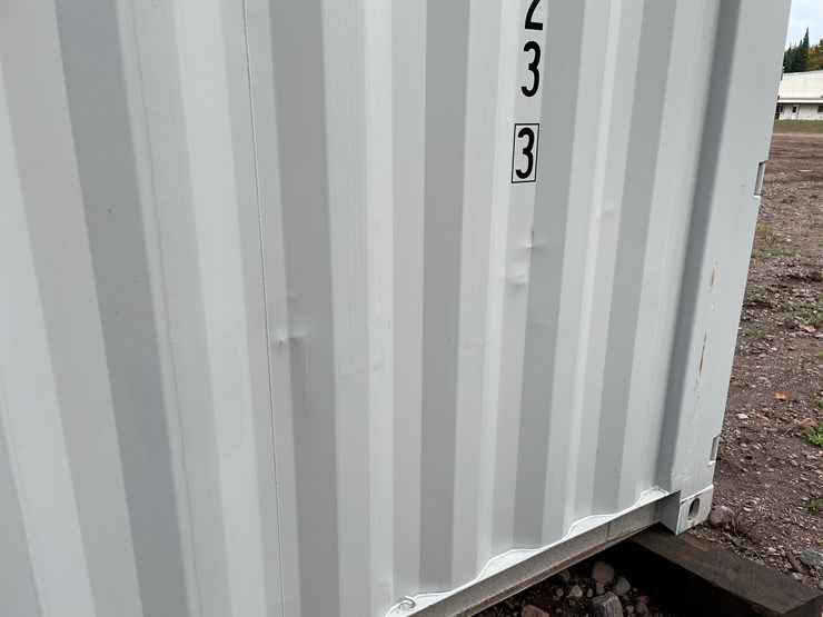 #8105-•-40'-high-cube-container-image-9
