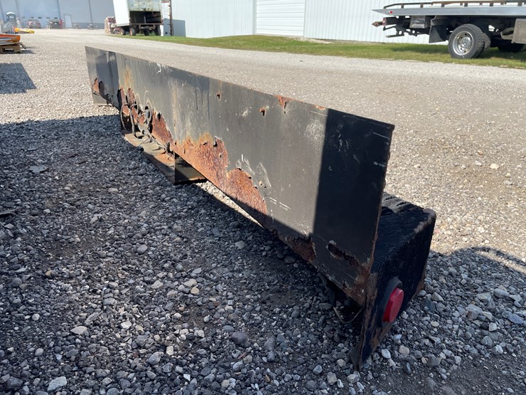#6698-•-rear-truck-step-bumper-image-4