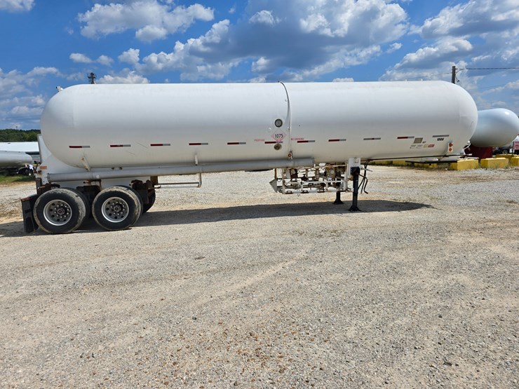#16593-•-1970-mississippi-tank-company-gas-tank-trailers-image-42