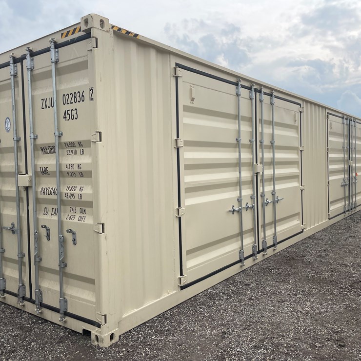 #1040 • 40' High Cube Shipping Container