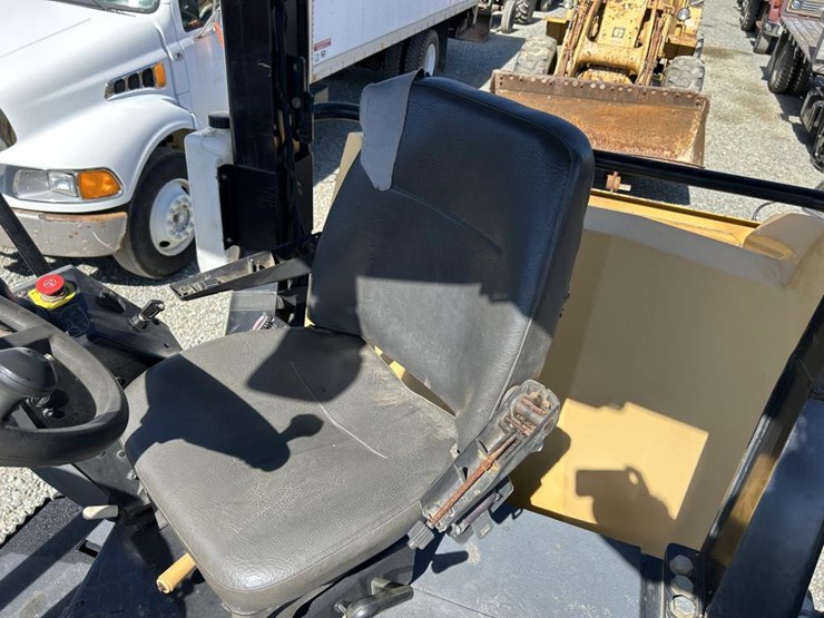 caterpillar-cb54-image-58