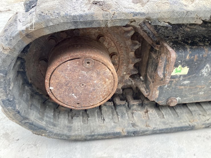 2015-caterpillar-303.5e2-cr-image-15