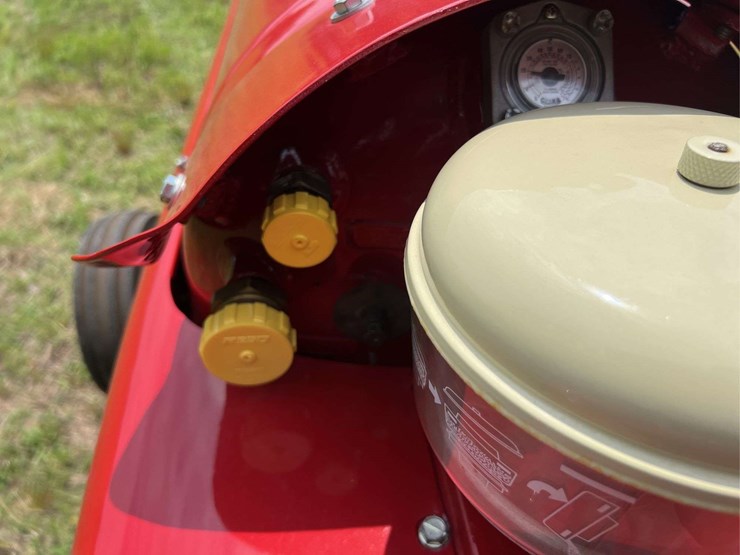 farmall-560-lp-image-72