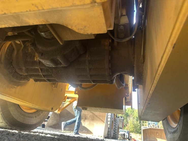 2007-volvo-g946-image-65