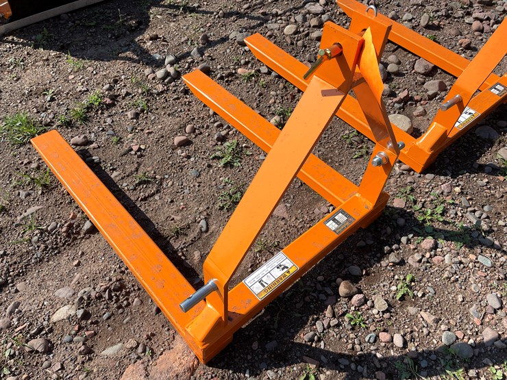 #8347-•-wolverine-tray-fork-rack-image-9