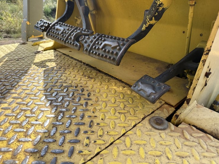 2002-deere-650g-image-29