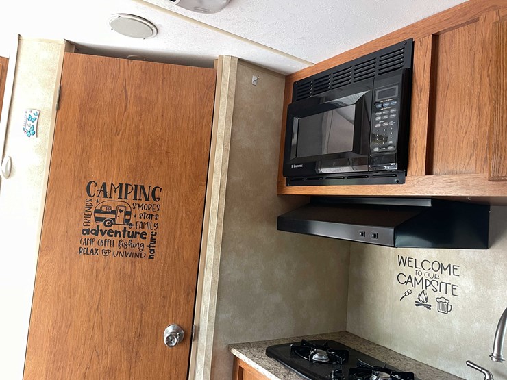 #1976-•-2012-coachman-camper-(no-title)-image-53