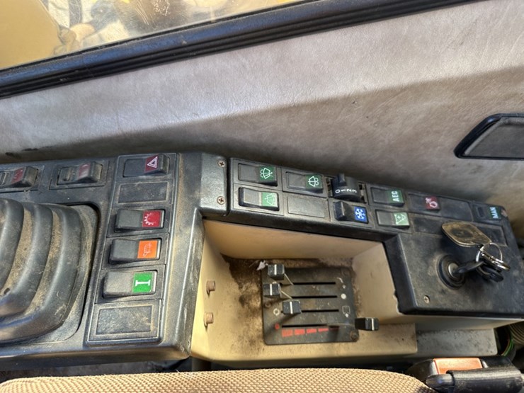 2001-caterpillar-m320-image-43