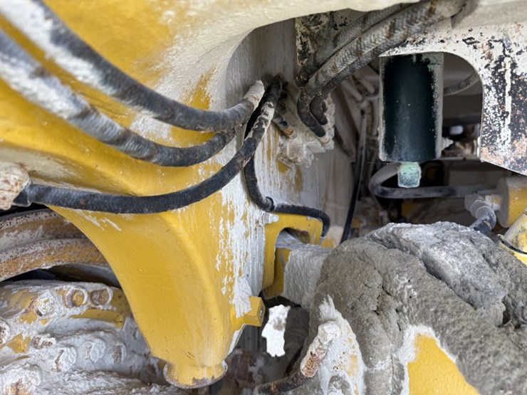 komatsu-hd465-5-image-122