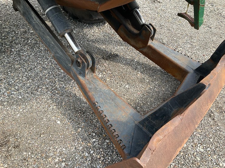 2006-deere-1010d-image-26