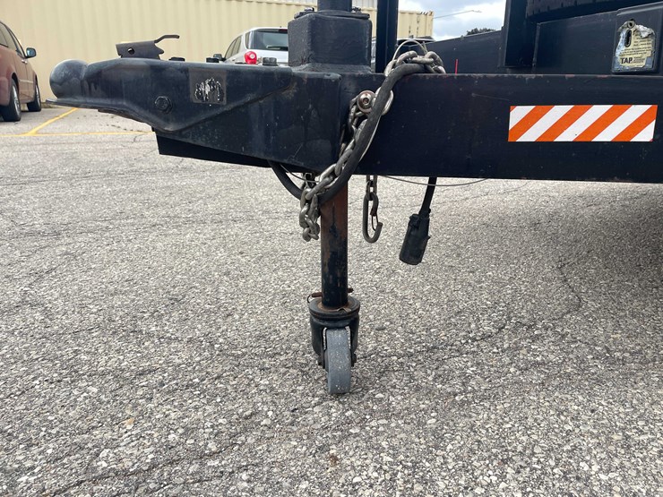 #1977-•-20'-tandem-axle-trailer-(has-wi-title)-image-10