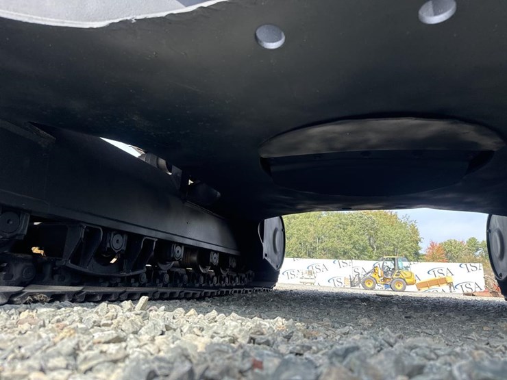 2011-caterpillar-320d-image-69