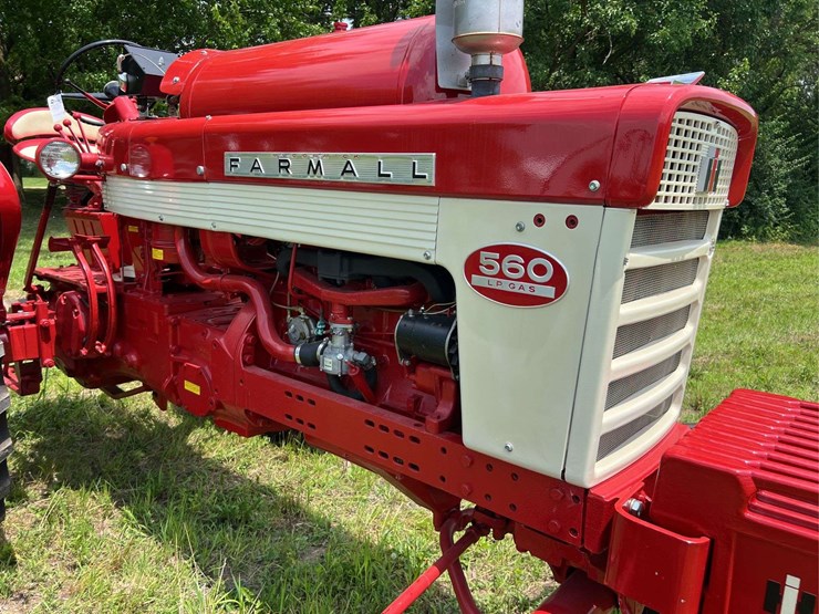 farmall-560-lp-image-10