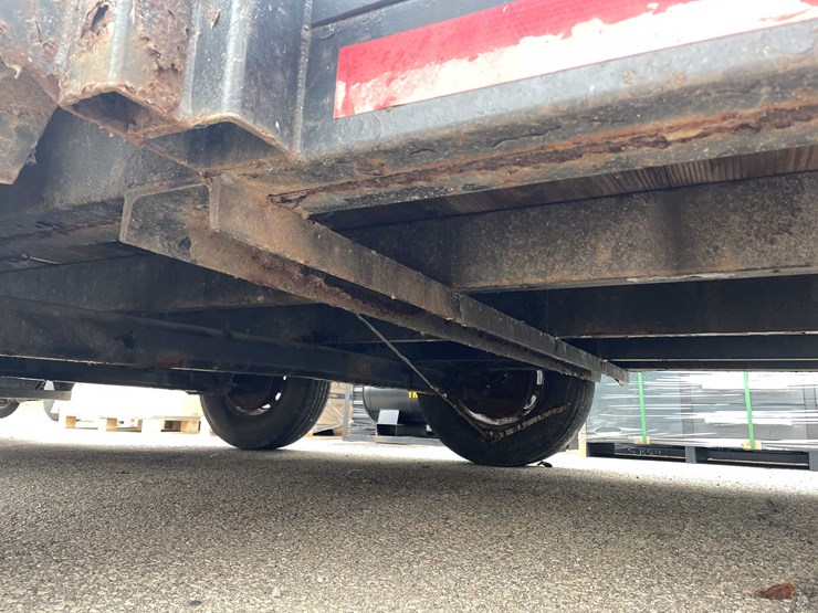 #1978-•-2002-reliable-welding-2-axle-trailer-(has-wi-title)-image-57