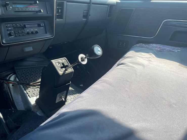 ford-f150-xlt-image-21