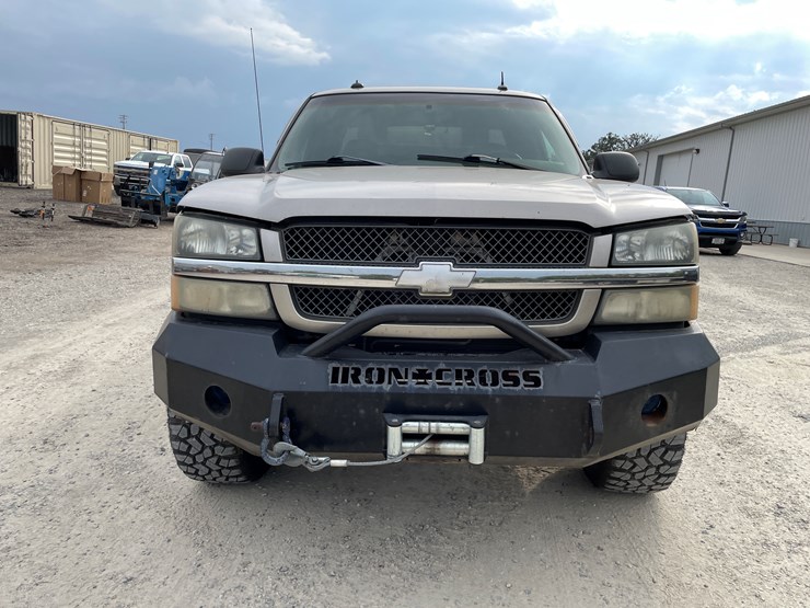 #1014-•-2003-chevy-extended-cab-pickup-truck-(has-wi-title)-image-2