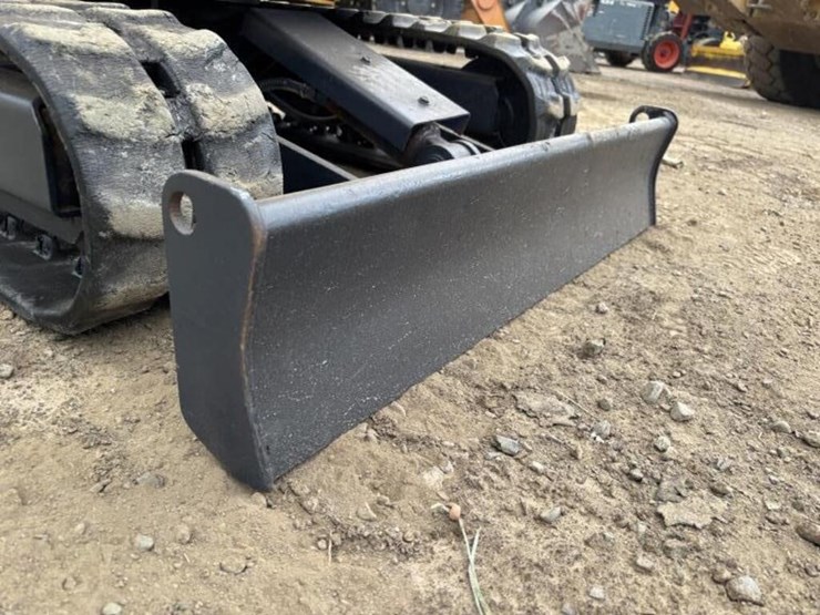 komatsu-pco8uu-1f-hydraulic-excavator-image-10