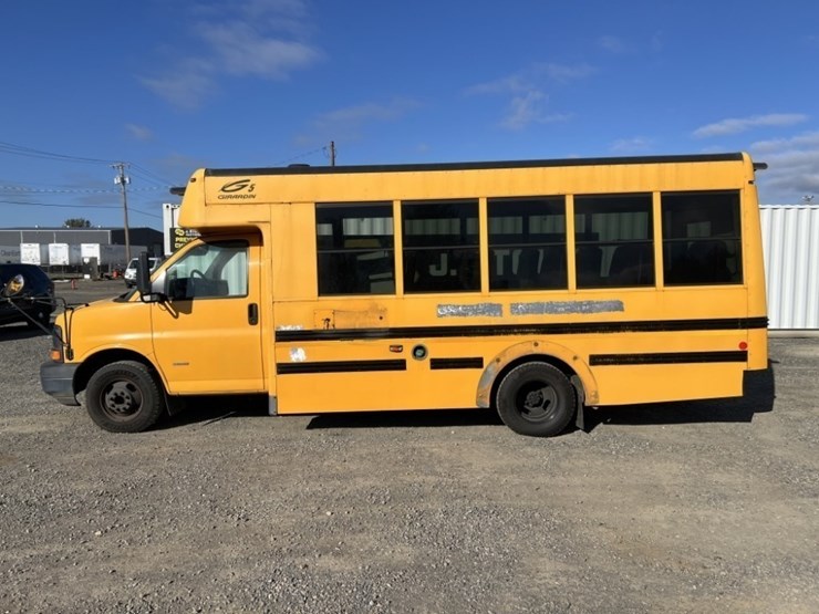 2008-chevrolet-express-school-bus-image-7