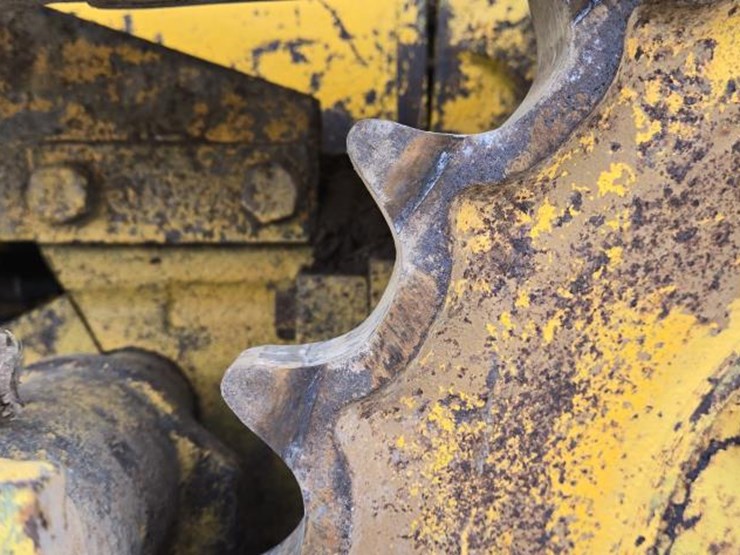 deere-350b-image-32