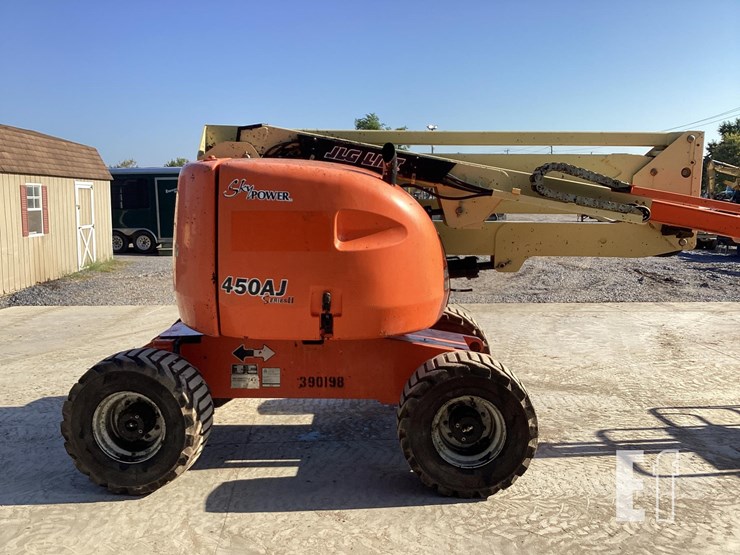 2010-jlg-450aj-image-5