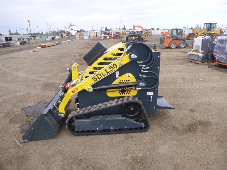 2025-sdlanch-sdll50-skid-steer-track-loader-image-5
