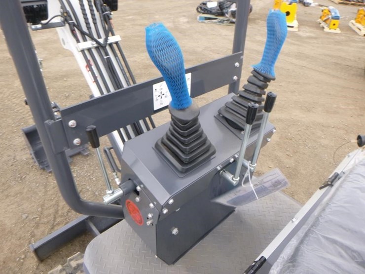bttl-et12m-6-hydraulic-excavator-image-21