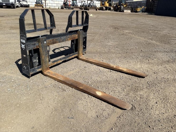 2022-bobcat-s850-image-13