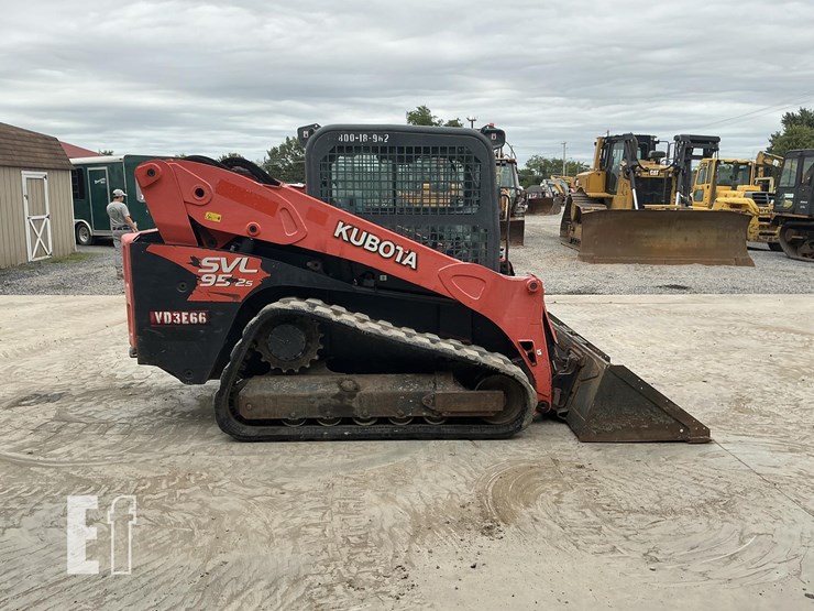 2017-kubota-svl95-2-image-5