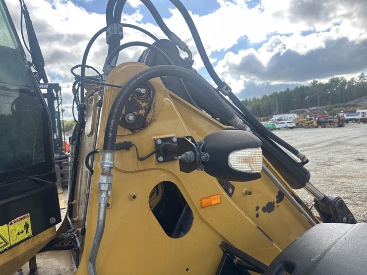 caterpillar-930h-image-17