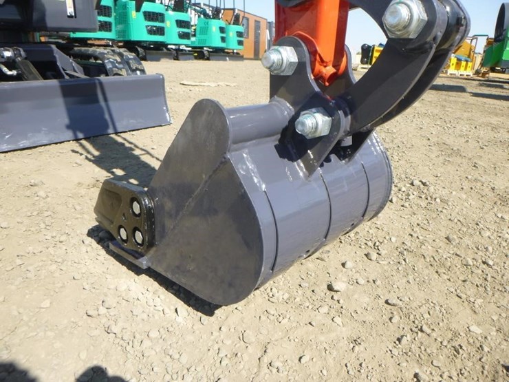 2025-agt-mx15rx-hydraulic-excavator-image-10