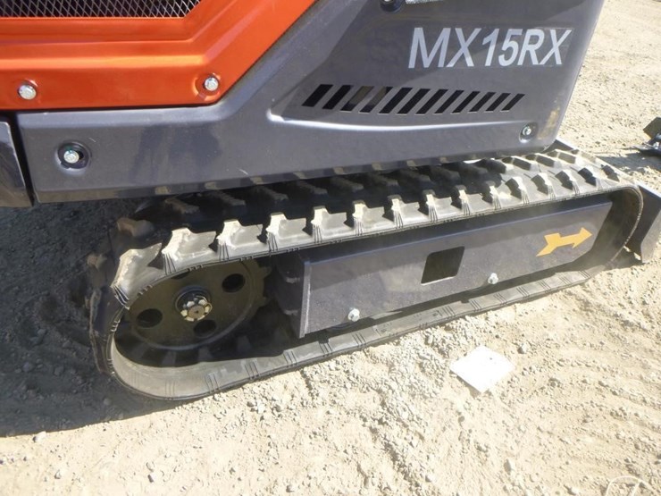 2025-agt-mx15rx-hydraulic-excavator-image-27
