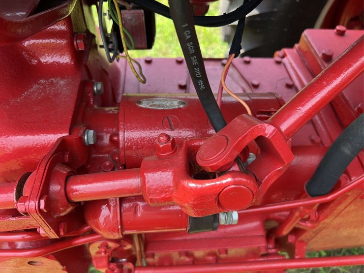 farmall-560-lp-image-83