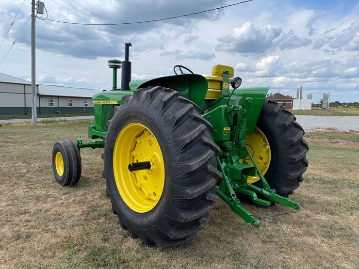john-deere-4020-image-4
