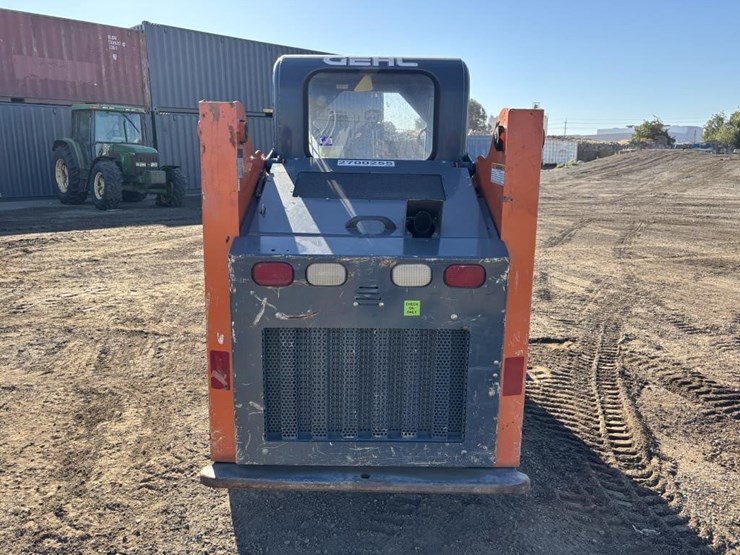 2019-gehl-rt105-image-8
