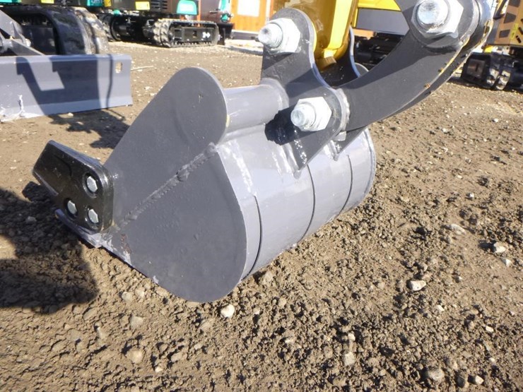 2025-agt-mx12rx-hydraulic-excavator-image-10