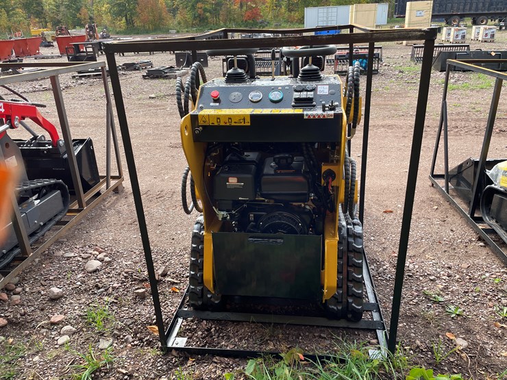 #8174-•-agt-compact-track-loader-image-5