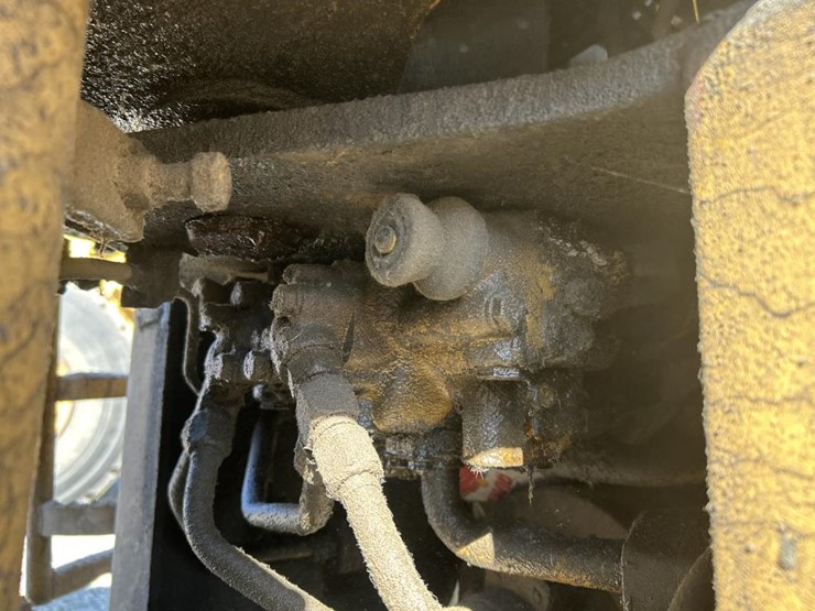 1980-caterpillar-930-image-34