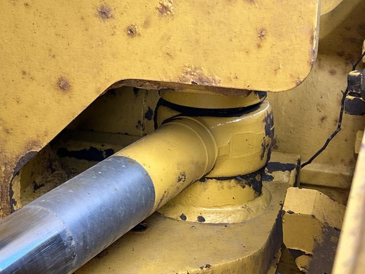 2001-deere-772ch-image-73