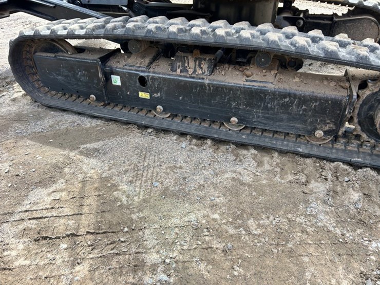 #1034-•-2023-caterpillar-302.7-cr-mini-excavator-image-31