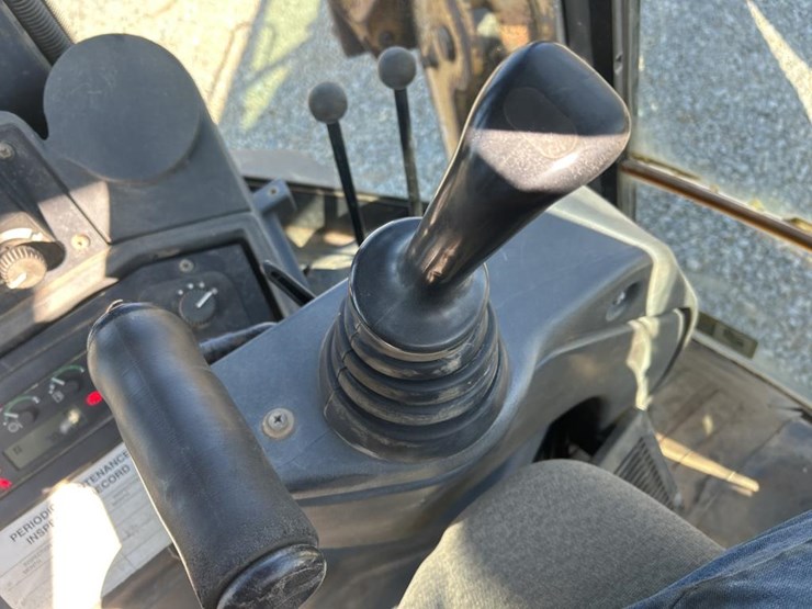 2008-deere-310sj-image-83