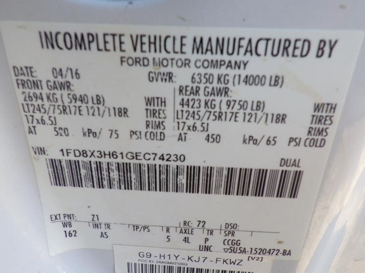 2016-ford-f350-image-18