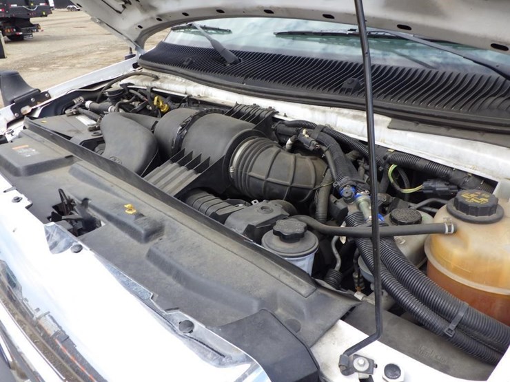 2017-ford-e450-image-9